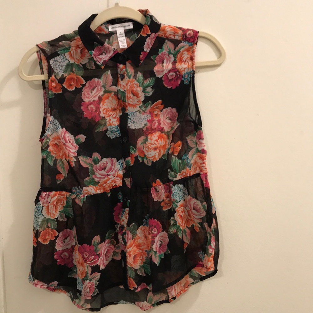 Sleeveless top- perfect for anytime